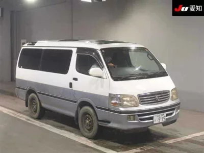 TOYOTA HIACE