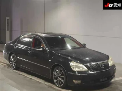 TOYOTA CROWN MAJESTA