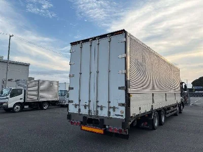 MITSUBISHI FUSO SUPER GREAT