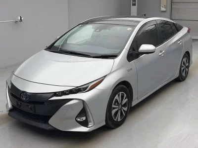 TOYOTA PRIUS PHV