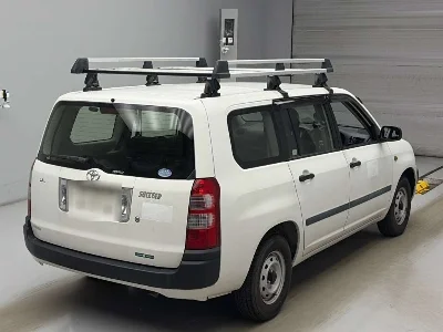 TOYOTA SUCCEED