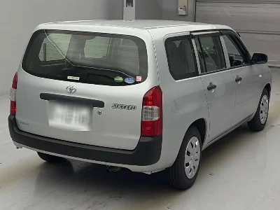 TOYOTA SUCCEED
