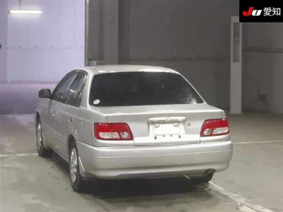 TOYOTA CARINA