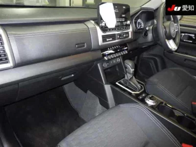 MITSUBISHI TRITON