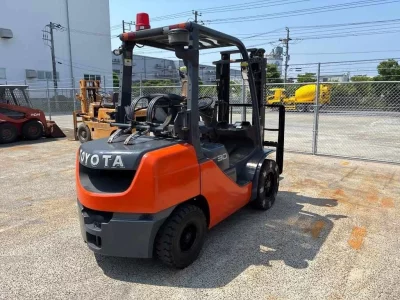 TOYOTA  FORKLIFT 