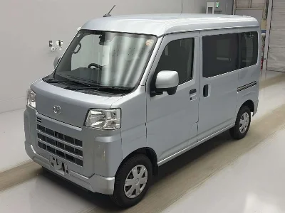 TOYOTA PIXIS VAN