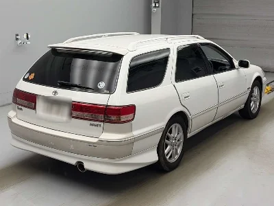 TOYOTA MARK II QUALIS