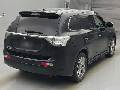 MITSUBISHI OUTLANDER PHEV