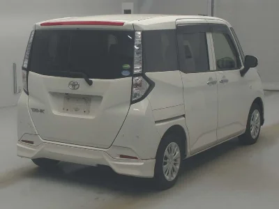 TOYOTA TANK