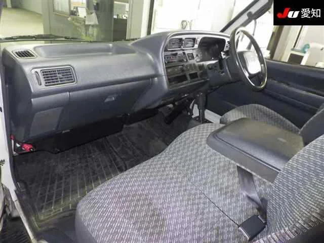 Toyota HiAce Van  с аукциона в Японии