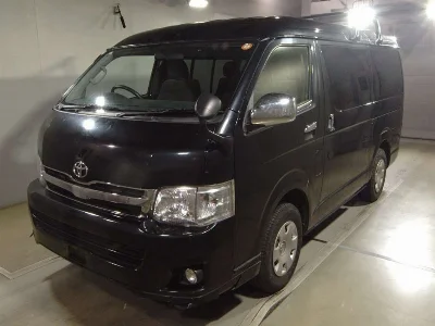 TOYOTA HIACE