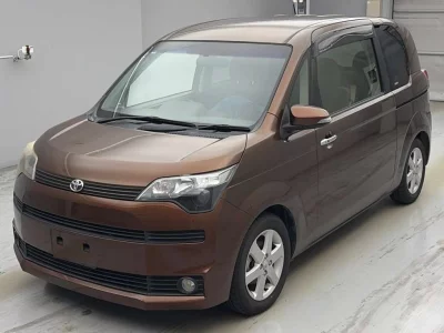 TOYOTA SPADE