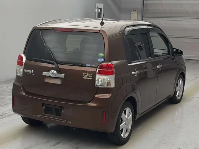 TOYOTA SPADE