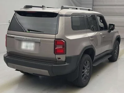 TOYOTA LAND CRUISER 250