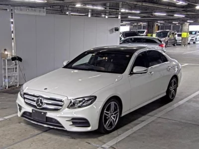 MERCEDES BENZ E CLASS