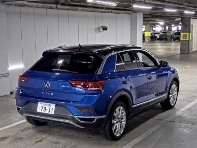 VOLKSWAGEN T-ROC