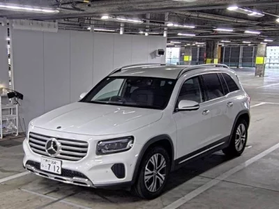 MERCEDES BENZ GLB