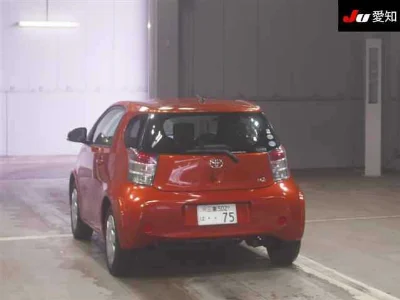 TOYOTA IQ