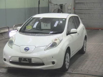 NISSAN LEAF