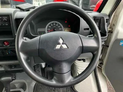 Mitsubishi Minicab Truck