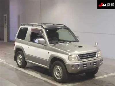 MITSUBISHI PAJERO MINI