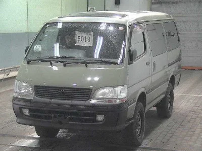 TOYOTA HIACE