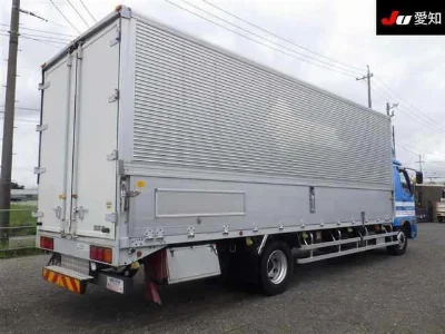 MITSUBISHI FUSO FIGHTER