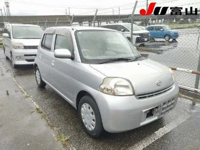 DAIHATSU ESSE