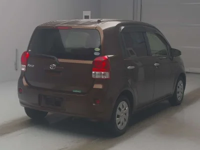 TOYOTA PORTE