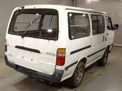 TOYOTA HIACE VAN