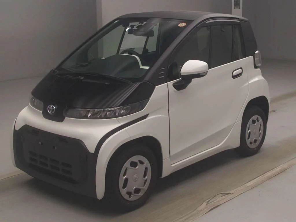 Toyota C+pod  с аукциона в Японии