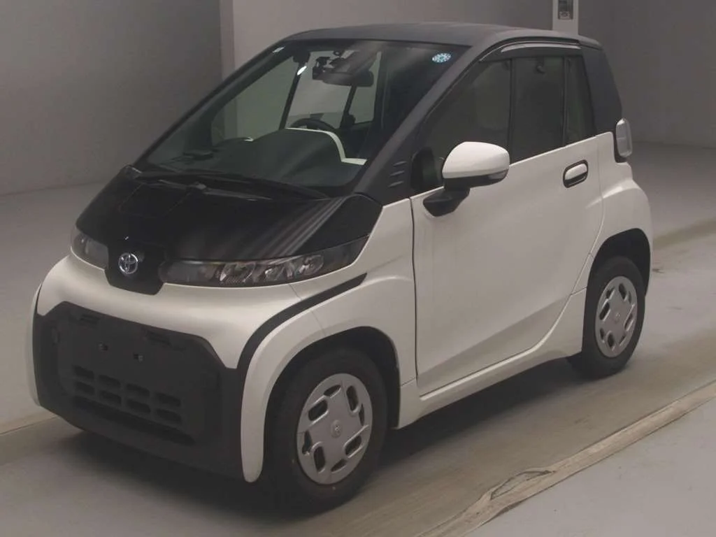 Toyota C+pod  с аукциона в Японии