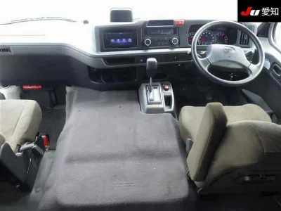TOYOTA COASTER