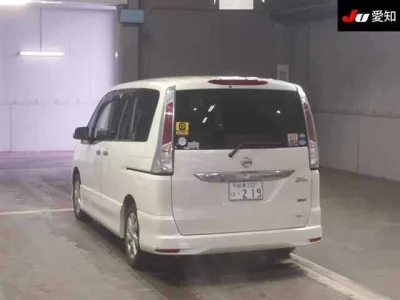 NISSAN SERENA