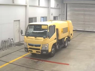 MITSUBISHI CANTER