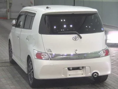 TOYOTA BB
