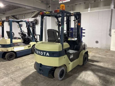 Toyota  FORKLIFT