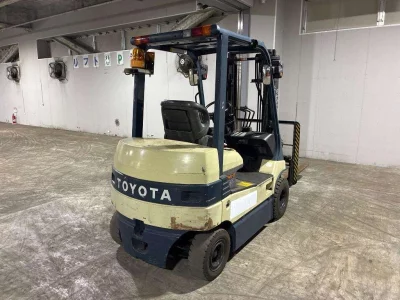 Toyota  FORKLIFT