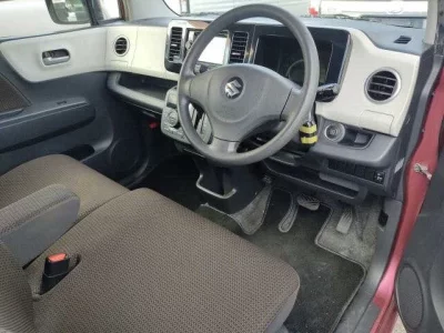 SUZUKI MRWAGON