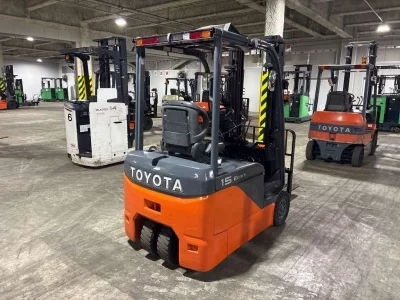 TOYOTA  FORKLIFT 
