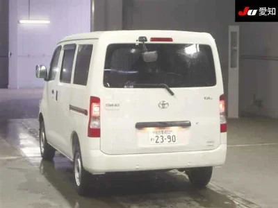 TOYOTA TOWN ACE VAN