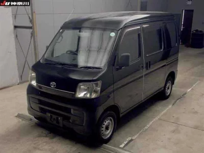 TOYOTA PIXIS VAN