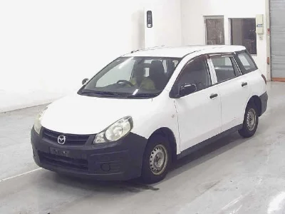 MAZDA FAMILIA VAN