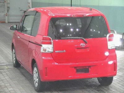TOYOTA SPADE