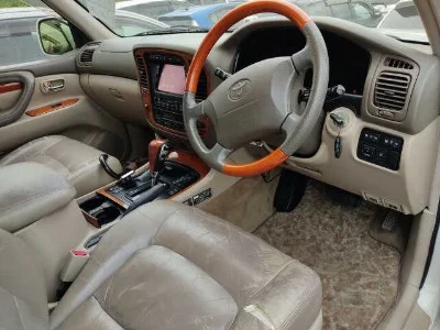 TOYOTA LAND CRUISER