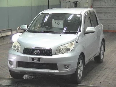 TOYOTA RUSH