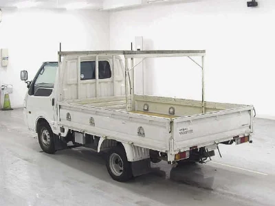 NISSAN VANETTE TRUCK