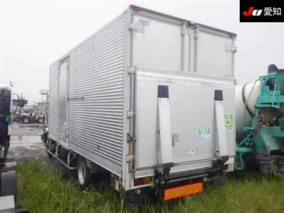 ISUZU FORWARD
