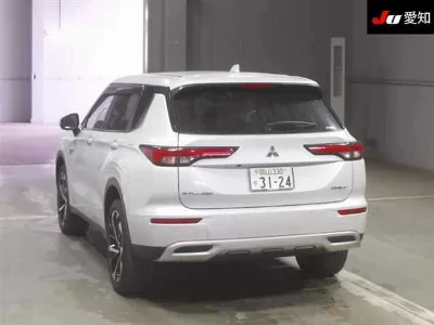 MITSUBISHI OUTLANDER PHEV
