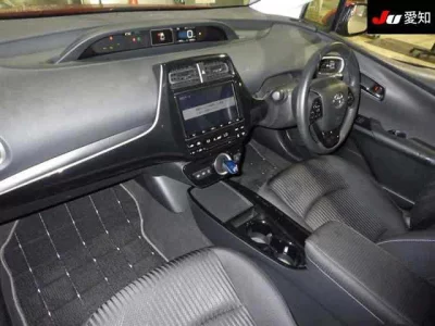 TOYOTA PRIUS PHV